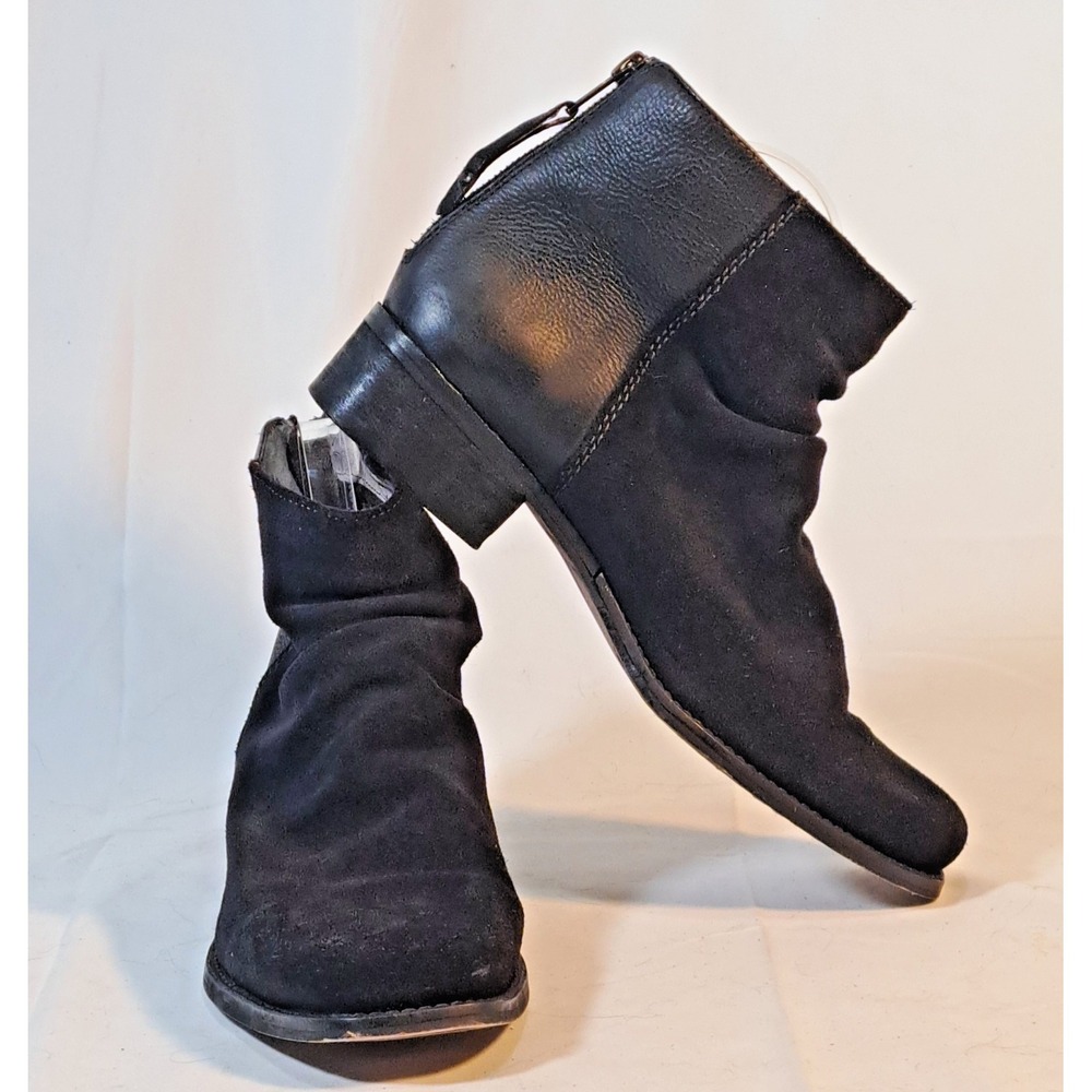 Seychelles Weekenders Black Suede Leather Zip Ankle Boots Women's Size 8
